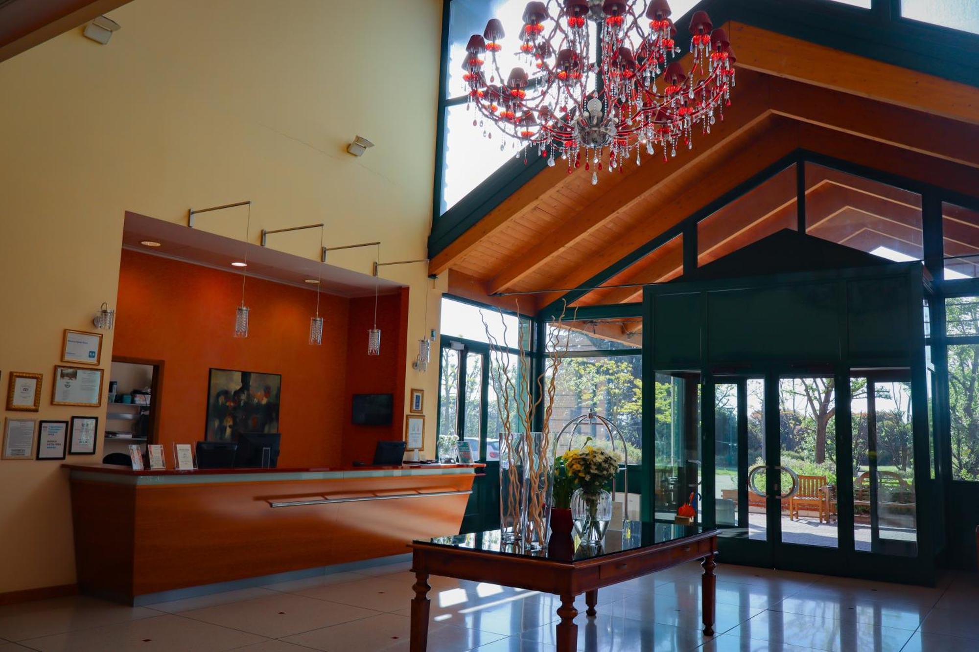 Monica Hotel Fiera Pregnana Milanese Екстериор снимка