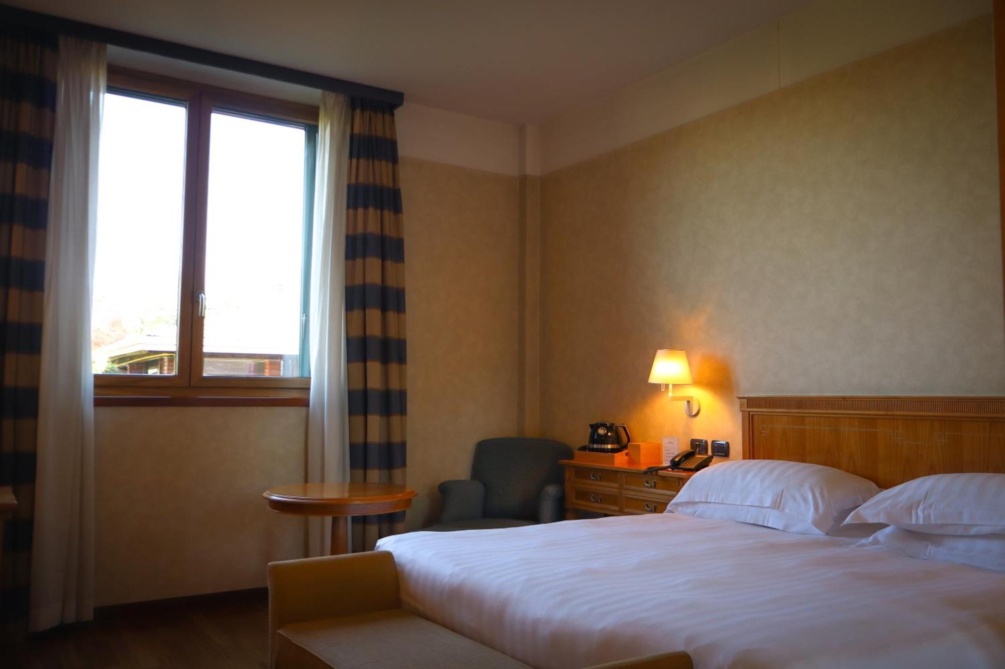 Monica Hotel Fiera Pregnana Milanese Екстериор снимка